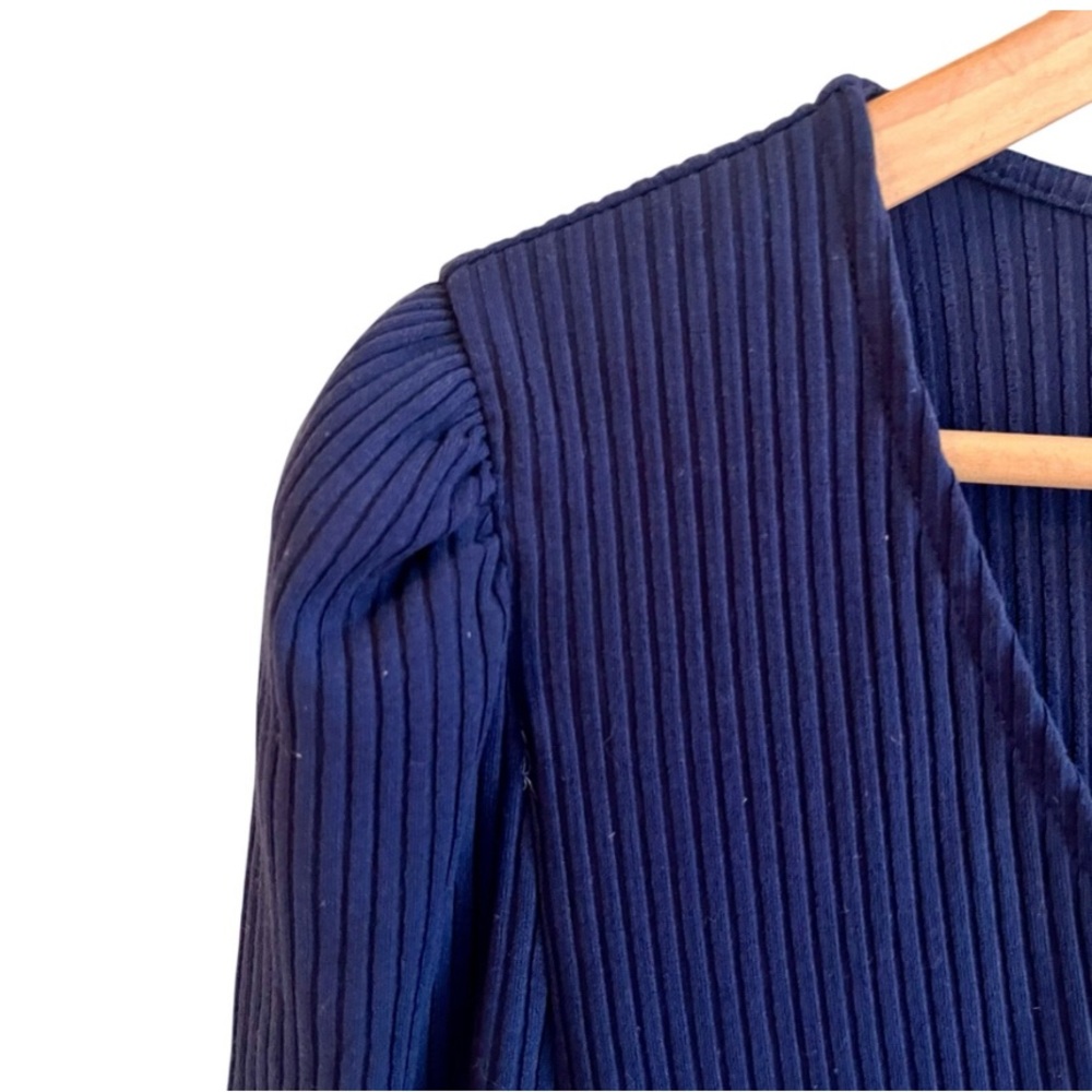 INC International Concepts Navy Ribbed V-Neck Top – Size M